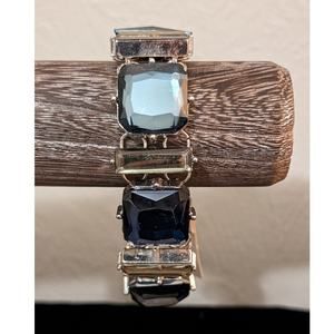 ViVl Chunky Green and Blue Crystal Toggle Clasp Silver Tone Bracelet NWT